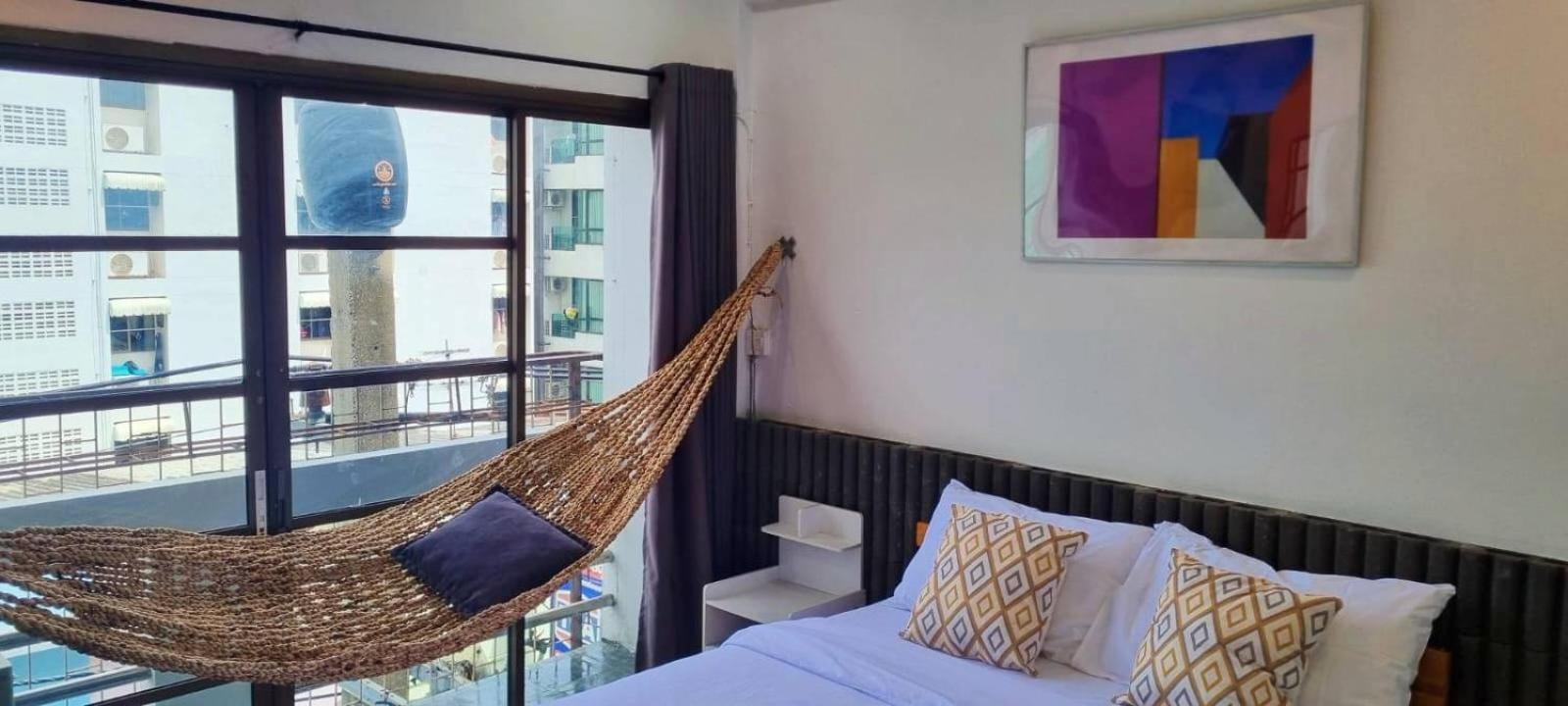 Haus Sathorn 11 Residence Banguecoque Exterior foto