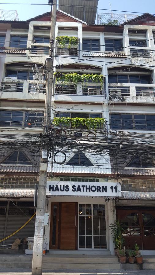 Haus Sathorn 11 Residence Banguecoque Exterior foto